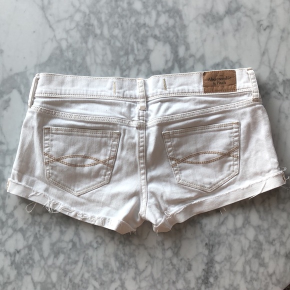 Abercrombie low rise shorts - size 0 w25 - Picture 5 of 8
